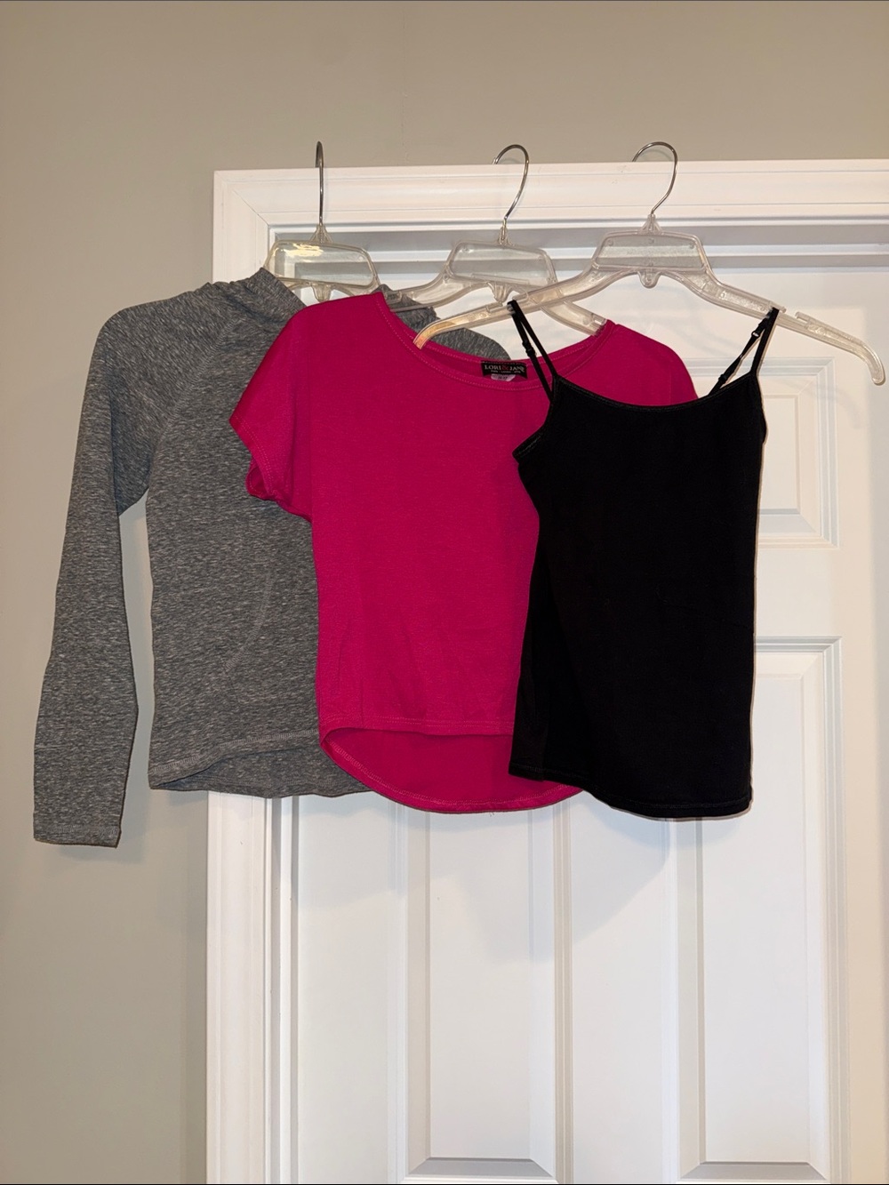 3-Piece Tops Bundle — Gray, Fuchsia & Black